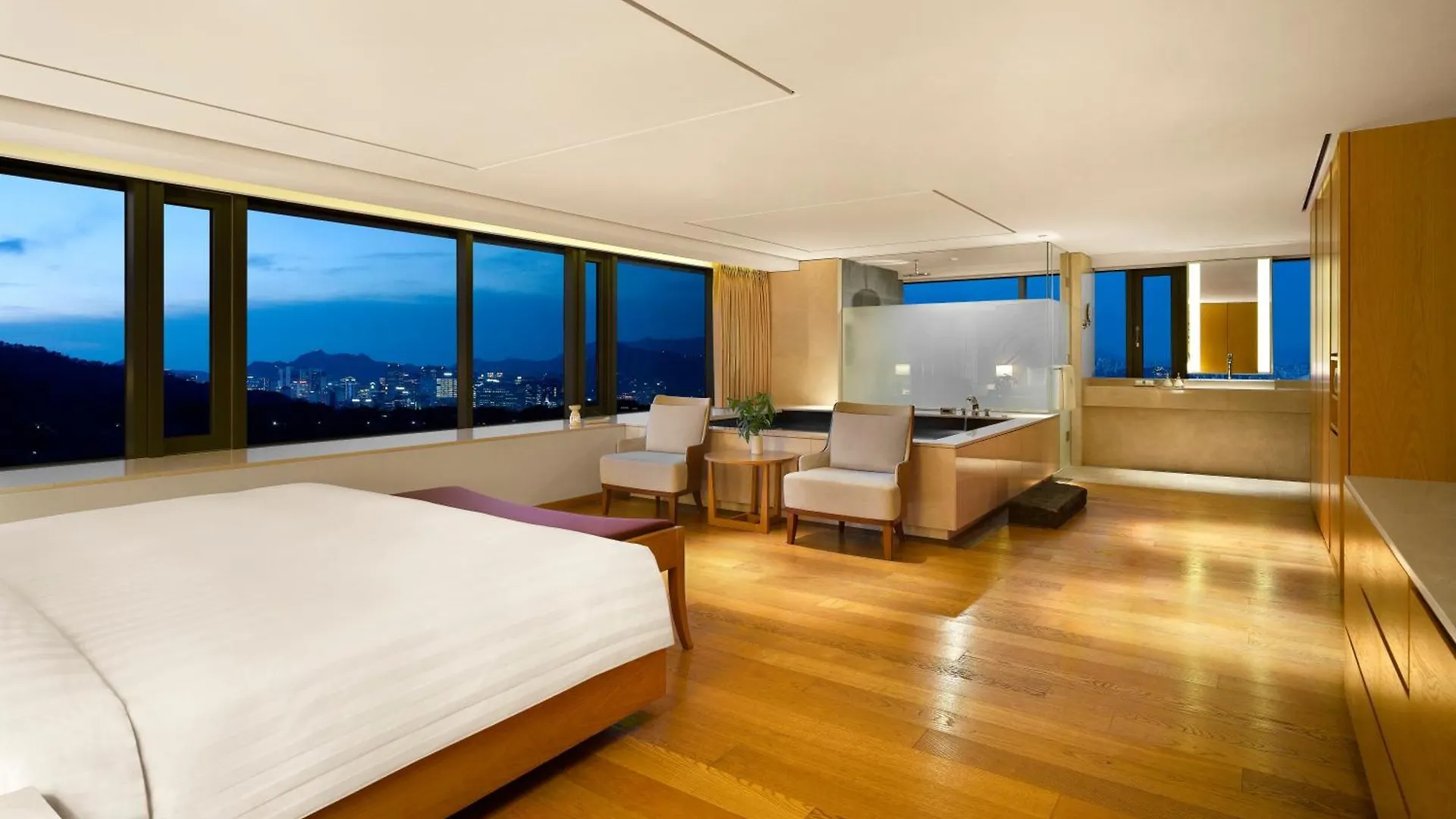 Banyan Tree Club & Spa Seoul 5*,  South Korea